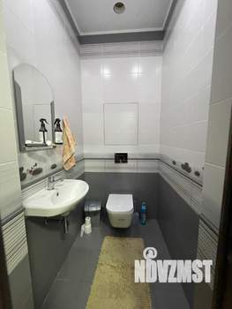 Дом 360м&sup2;, 2-этажный, участок 6 сот.  