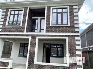 Коттедж 210м&sup2;, 2-этажный, участок 4 сот.  