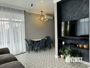 Дом 252м&sup2;, 3-этажный, участок 6 сот.  