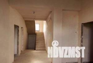 Дом 352м², 2-этажный, участок 16 сот.  