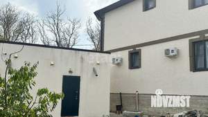 Дом 217м&sup2;, 2-этажный, участок 5 сот.  