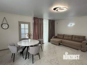 Дом 160м&sup2;, 2-этажный, участок 5 сот.  