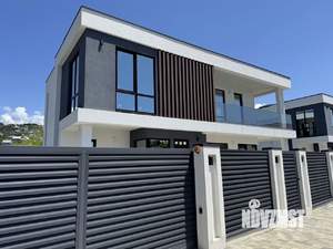 Дом 170м&sup2;, 2-этажный, участок 4 сот.  