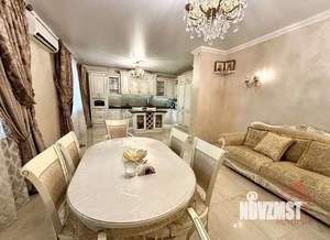 Дом 175м², 2-этажный, участок 4 сот.  