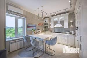 Дом 224м², 2-этажный, участок 5 сот.  
