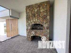 Дом 316м&sup2;, 1-этажный, участок 10 сот.  