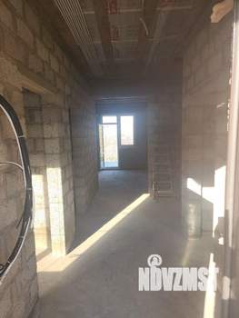 Дом 100м&sup2;, 2-этажный, участок 3 сот.  