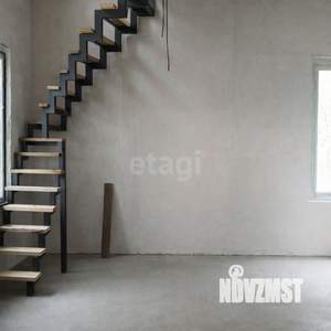 Дом 177м&sup2;, 2-этажный, участок 8 сот.  