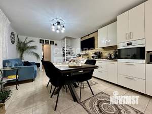 Дом 78м&sup2;, 2-этажный, участок 3 сот.  