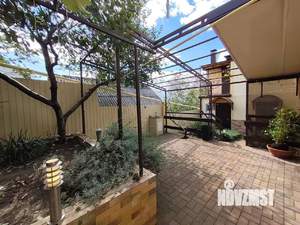 Дом 186м&sup2;, 2-этажный, участок 4 сот.  