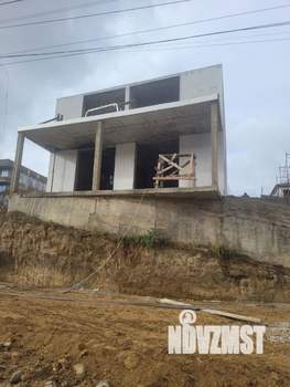 Дом 240м&sup2;, 2-этажный, участок 6 сот.  