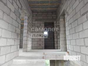 Дом 130м&sup2;, 2-этажный, участок 4 сот.  