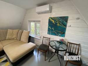 Дом 42м&sup2;, 2-этажный, участок 4 сот.  