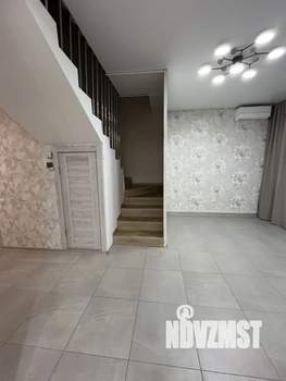 Дом 105м&sup2;, 2-этажный, участок 6 сот.  