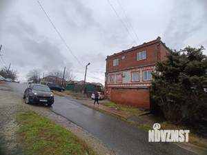 Дом 424м², 3-этажный, участок 6 сот.  