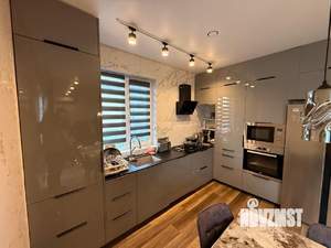 Дом 90м&sup2;, 2-этажный, участок 3 сот.  