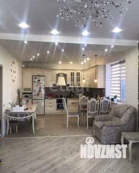 Дом 158м&sup2;, 3-этажный, участок 3 сот.  