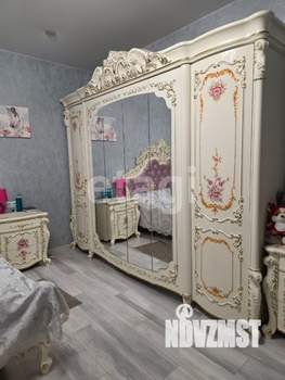 Дом 227м&sup2;, 2-этажный, участок 4 сот.  