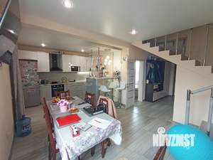 Дом 81м&sup2;, 2-этажный, участок 4 сот.  