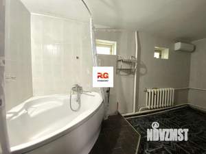 Дом 230м², 2-этажный, участок 10 сот.  