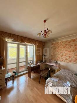 Дом 208м&sup2;, 2-этажный, участок 8 сот.  