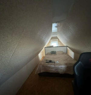 Дом 32м&sup2;, 2-этажный, участок 1 сот.  