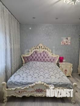 Дом 227м&sup2;, 2-этажный, участок 4 сот.  