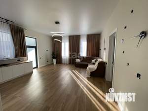 Дом 189м², 2-этажный, участок 4 сот.  