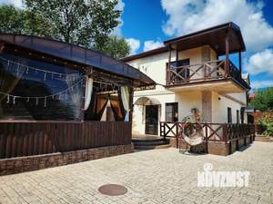 Дом 200м&sup2;, 2-этажный, участок 6 сот.  