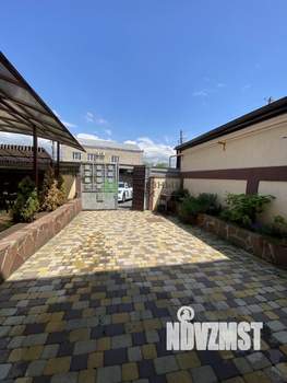 Дом 150м&sup2;, 3-этажный, участок 2 сот.  