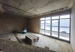 Дом 180м&sup2;, 3-этажный, участок 3 сот.  