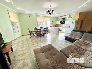 Дом 240м&sup2;, 2-этажный, участок 6 сот.  