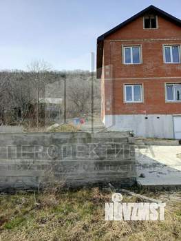 Дом 130м&sup2;, 2-этажный, участок 6 сот.  