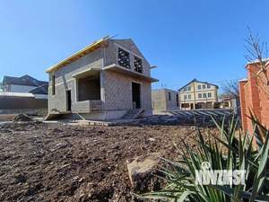 Дом 140м&sup2;, 2-этажный, участок 4 сот.  