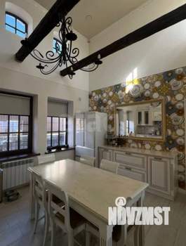 Дом 138м&sup2;, 2-этажный, участок 6 сот.  