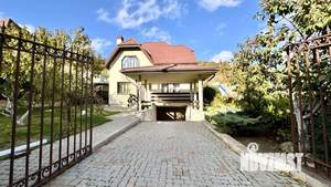 Дом 210м&sup2;, 2-этажный, участок 5 сот.  