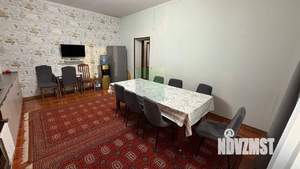 Дом 293м&sup2;, 2-этажный, участок 8 сот.  