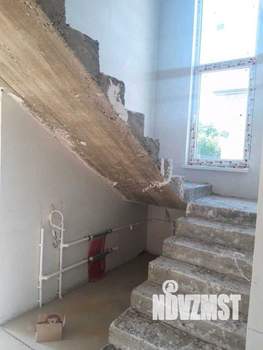 Дом 140м&sup2;, 2-этажный, участок 4 сот.  