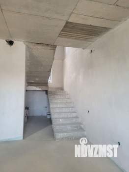 Дом 158м&sup2;, 2-этажный, участок 4 сот.  