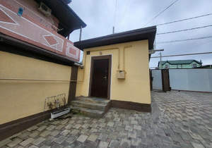 Дом 84м&sup2;, 2-этажный, участок 6 сот.  