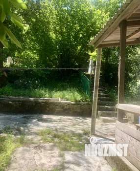 Дом 30м&sup2;, 2-этажный, участок 14 сот.  