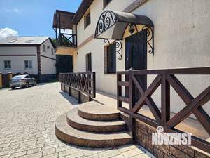 Дом 200м&sup2;, 2-этажный, участок 6 сот.  