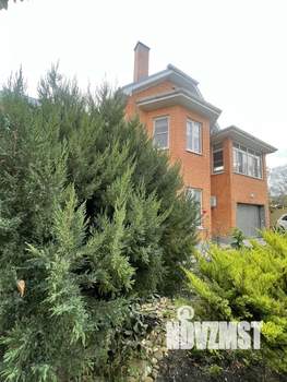 Дом 236м&sup2;, 2-этажный, участок 8 сот.  