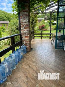 Дом 180м&sup2;, 2-этажный, участок 21 сот.  