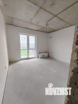 Коттедж 194м&sup2;, 2-этажный, участок 6 сот.  