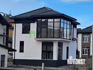 Дом 145м&sup2;, 2-этажный, участок 3 сот.  