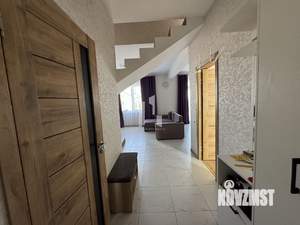 Дом 83м&sup2;, 2-этажный, участок 5 сот.  