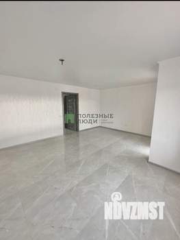 Дом 114м&sup2;, 2-этажный, участок 4 сот.  