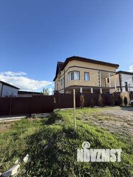 Дом 203м², 3-этажный, участок 3 сот.  