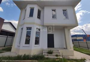 Дом 150м&sup2;, 2-этажный, участок 3 сот.  